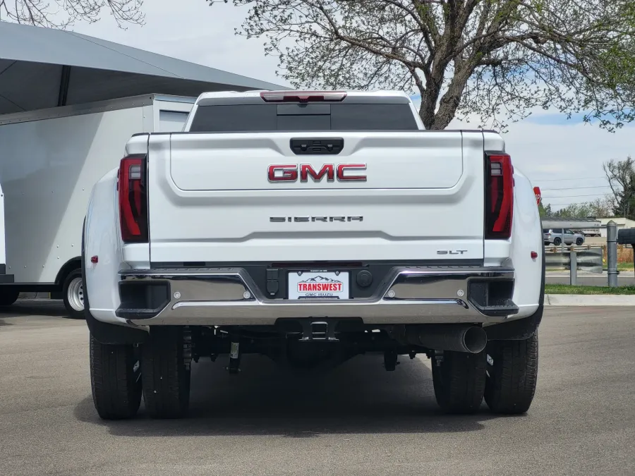 2026 GMC Sierra 3500HD SLT | Photo 5 of 25