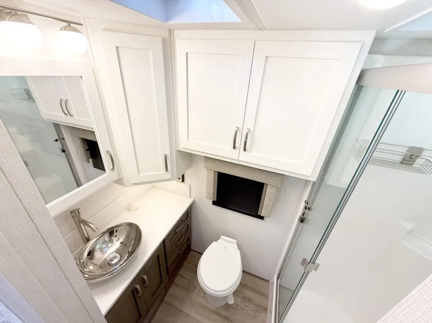 2026 Newmar Grand Star 3444 | Photo 10 of 17