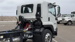 2025 Isuzu FVR | Thumbnail Photo 6 of 17