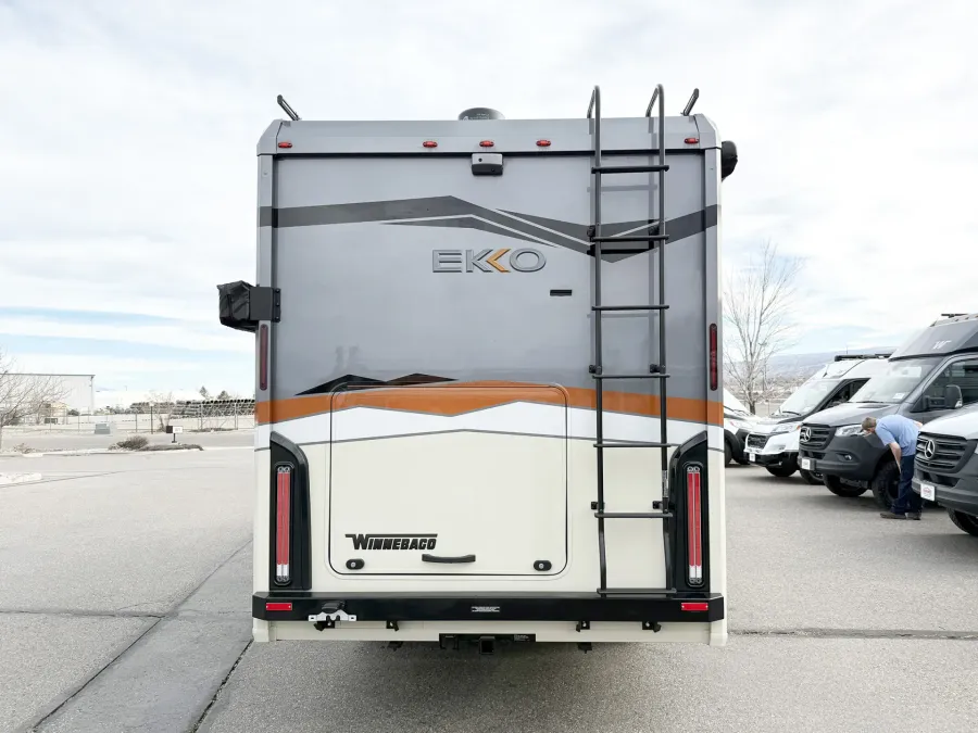 2026 Winnebago EKKO 23B | Photo 10 of 17