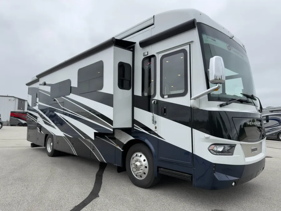 2026 Newmar Ventana 3512 | Photo 6 of 40