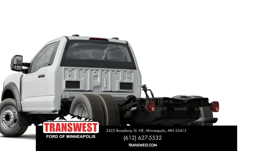 2025 Ford Super Duty F-600 | Photo 2 of 8