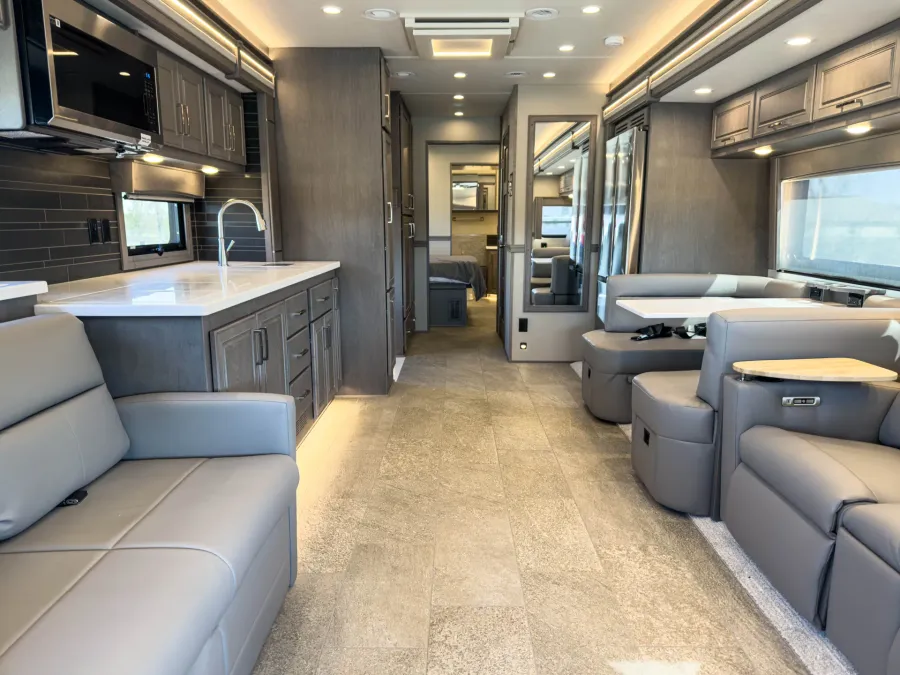 2026 Renegade Classic 45CMR | Photo 3 of 29