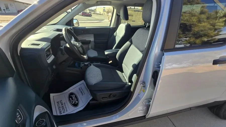 2026 Ford Maverick | Photo 13 of 28