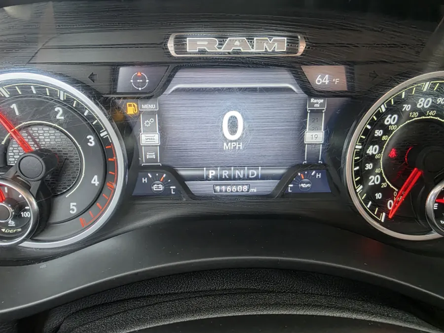 2022 RAM 3500 Laramie | Photo 20 of 28