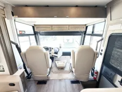2027 Newmar Bay Star 3114 | Thumbnail Photo 7 of 27