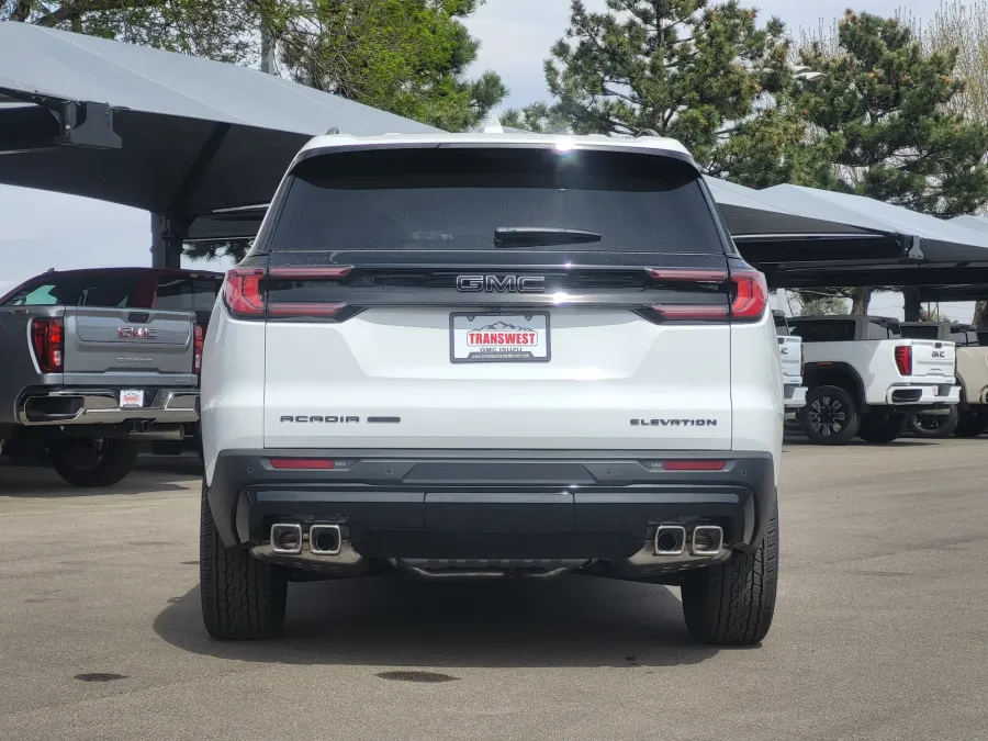 2026 GMC Acadia AWD Elevation | Photo 5 of 26