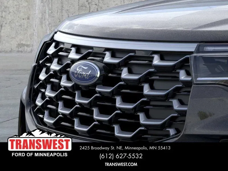 2026 Ford Explorer Platinum | Photo 16 of 23