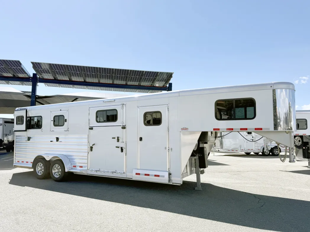 2024 Cimarron Norstar Warmblood 2 + 1 