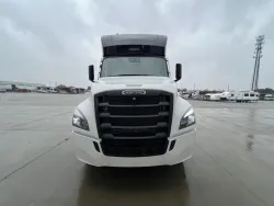 2026 Newmar Supreme Aire 4505 | Thumbnail Photo 4 of 27