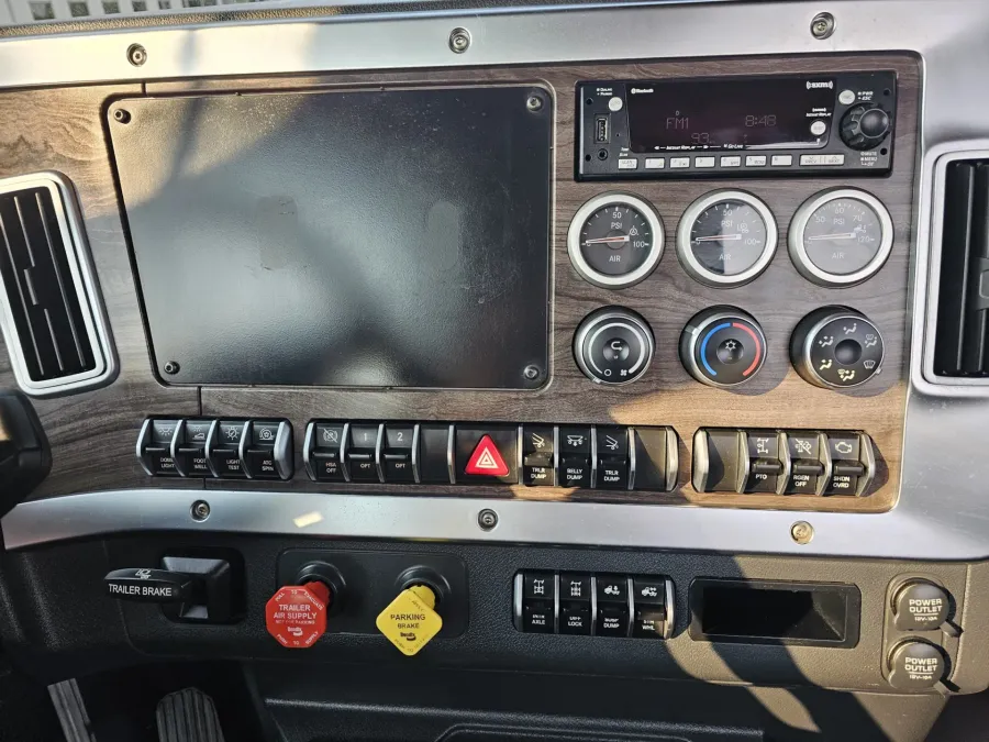 2022 Western Star 49X | Photo 11 of 16