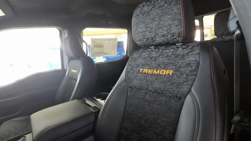 2025 Ford F-150 | Photo 14 of 26