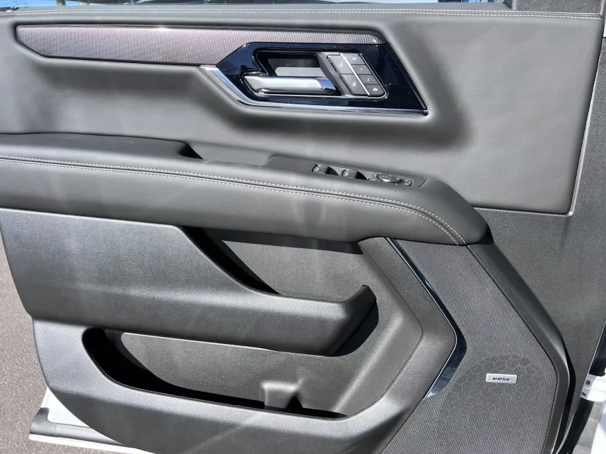 2026 GMC Yukon Elevation | Photo 5 of 29