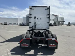 2022 Freightliner Cascadia 126 | Thumbnail Photo 6 of 21