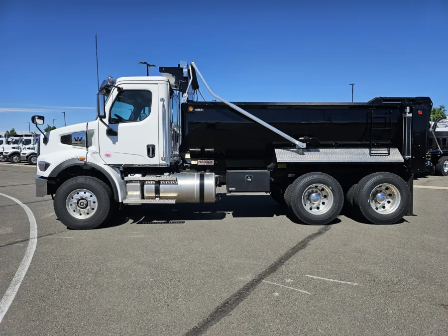 2025 Western Star 47X | Photo 4 of 22