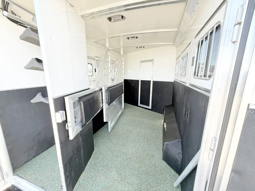 2024 Cimarron Norstar 3HLQ | Photo 16 of 23