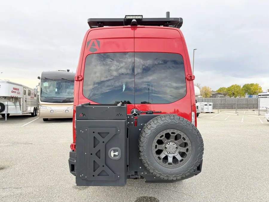 2022 Antero Adventure Van Longs Peak | Photo 16 of 19