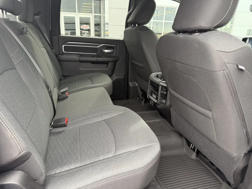 2026 RAM 3500 Big Horn | Photo 8 of 16