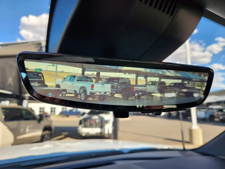 2026 GMC Sierra 2500HD Denali | Photo 27 of 31