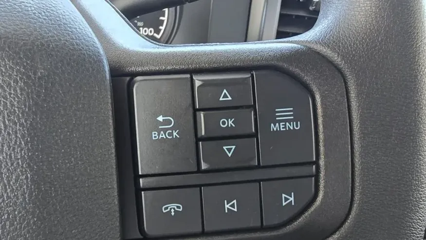 2026 Ford Super Duty F-350 | Photo 18 of 31