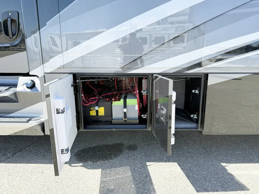 2026 Renegade Valencia 36SB | Photo 28 of 28