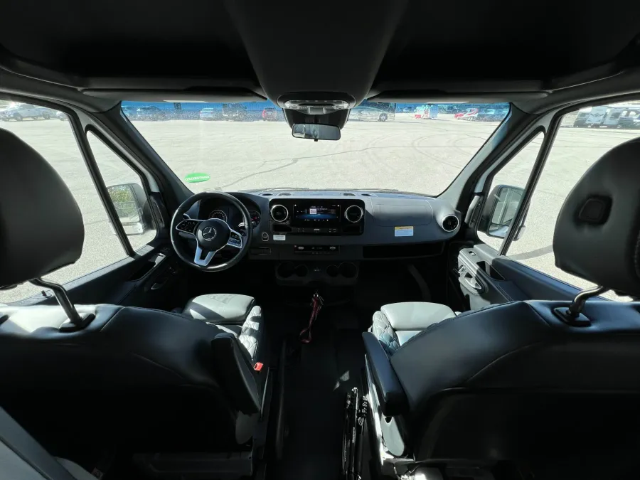 2025 Tiffin GT1 19 AG | Photo 11 of 21