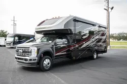 2026 Renegade Veracruz 32VDS | Thumbnail Photo 7 of 17