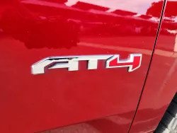 2024 GMC Yukon AT4 | Thumbnail Photo 19 of 32