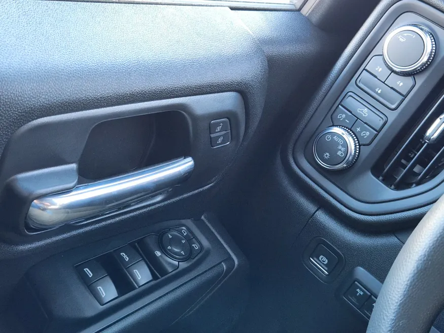 2026 GMC Sierra 2500HD Pro | Photo 14 of 21