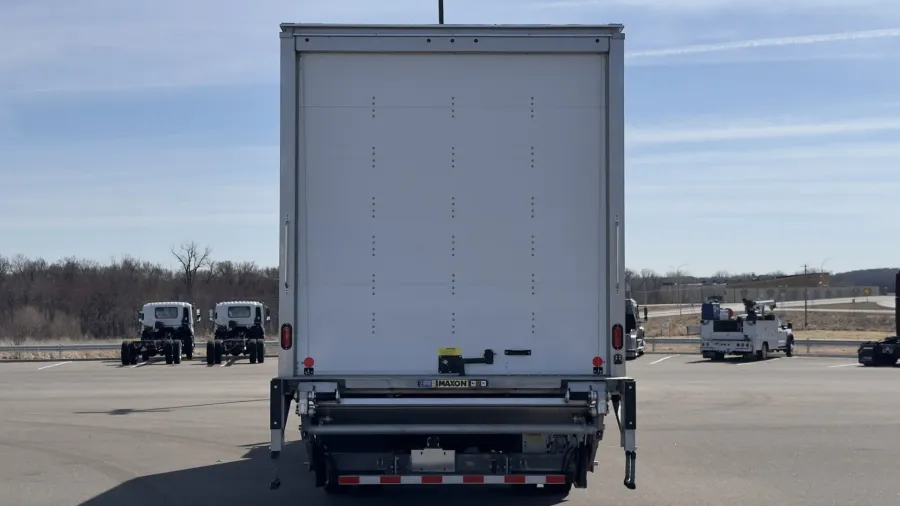 2025 Isuzu FTR | Photo 6 of 22