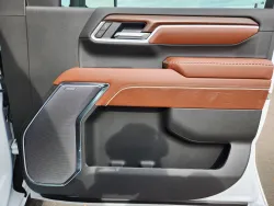 2026 GMC Sierra 3500HD Denali Ultimate | Thumbnail Photo 16 of 31