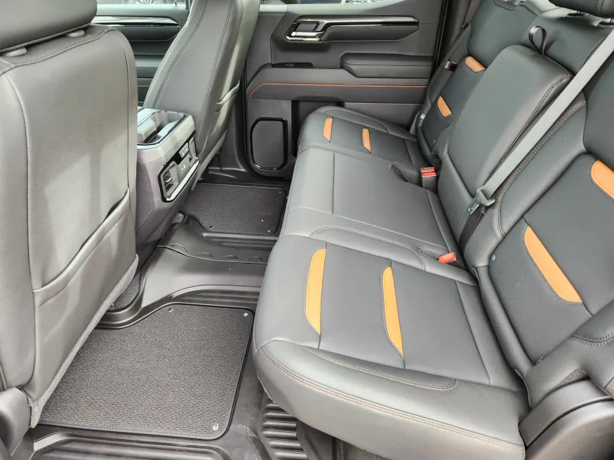 2026 GMC Sierra 1500 AT4 | Photo 20 of 23