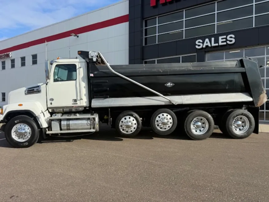 2020 Western Star 4700SF | Photo 3 of 14