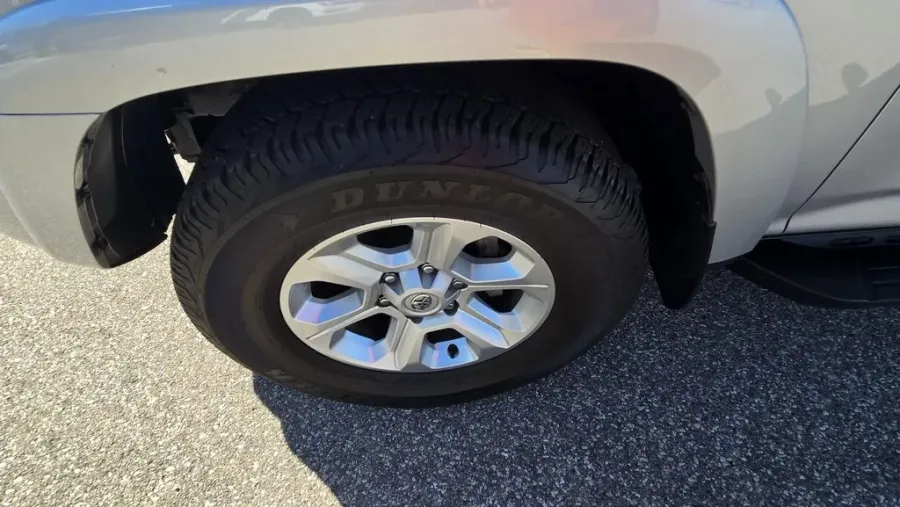 2022 Toyota 4Runner | Photo 10 of 29