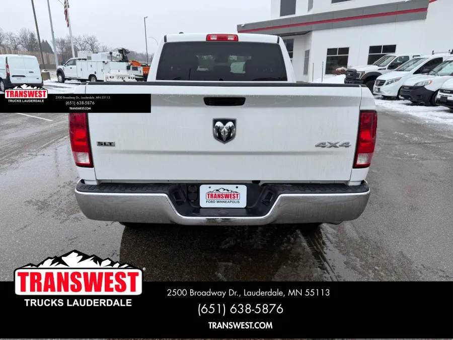 2024 RAM 1500 Classic SLT | Photo 3 of 21