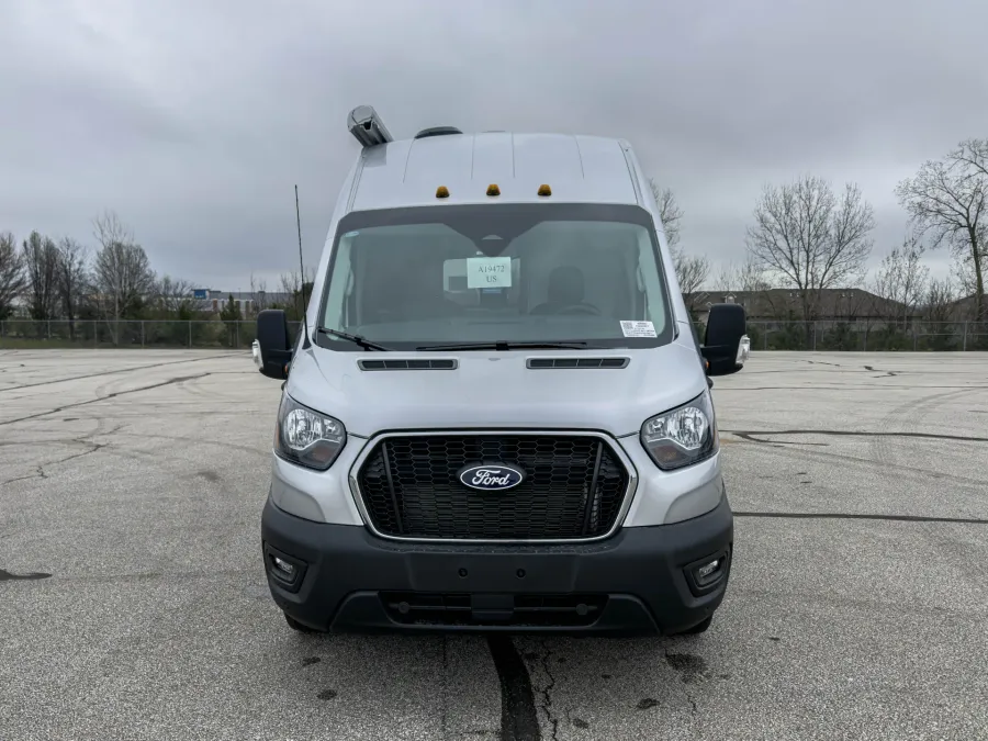 2026 Pleasure-way Ontour 2.2 AWD | Photo 4 of 21