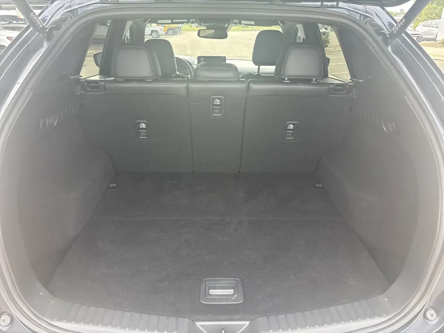 2023 Mazda CX-5 2.5 Turbo | Photo 8 of 21