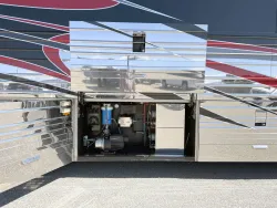 2017 Emerald Prevost X3-45 Double Slide | Thumbnail Photo 29 of 34