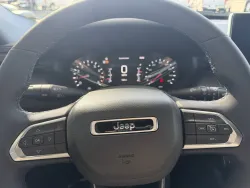 2026 Jeep Compass Latitude | Thumbnail Photo 16 of 18