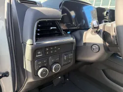 2026 Chevrolet Suburban Premier | Thumbnail Photo 17 of 26