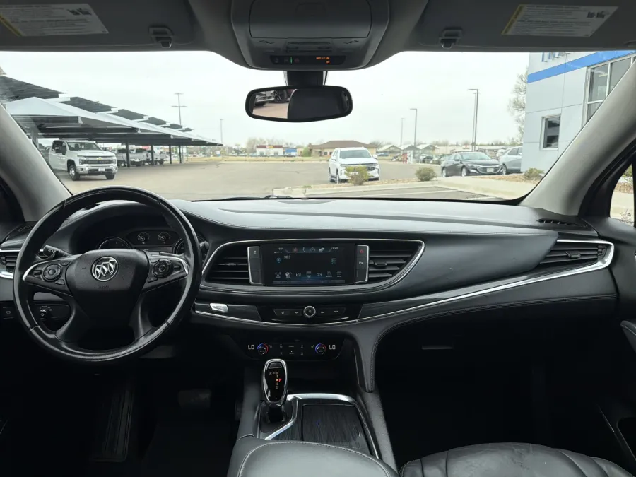 2018 Buick Enclave Essence | Photo 7 of 9