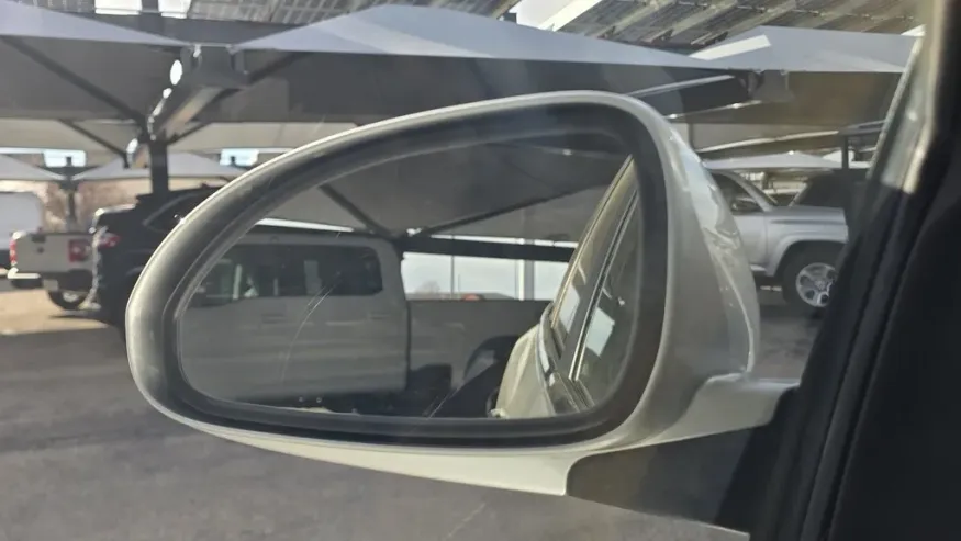 2017 Buick Enclave | Photo 11 of 32