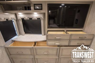 2023 Newmar London Aire 4579 | Thumbnail Photo 23 of 26