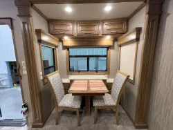 2019 DRV Mobile Suites 44 Nashville | Thumbnail Photo 13 of 26