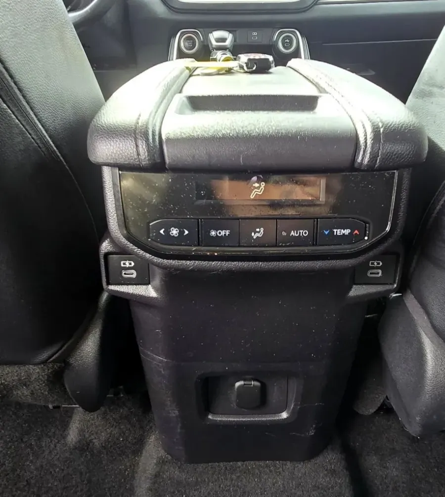 2024 Toyota Grand Highlander | Photo 24 of 26