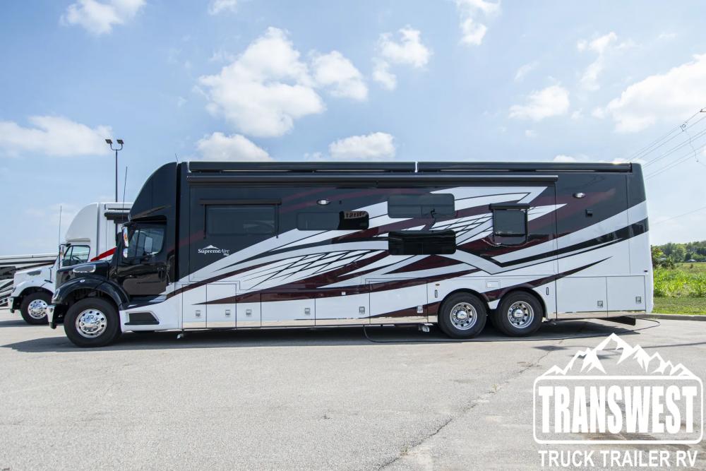 2023 Newmar Supreme Aire 4509 | Photo 1 of 29