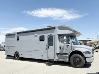 2026 Renegade Verona 36VSB