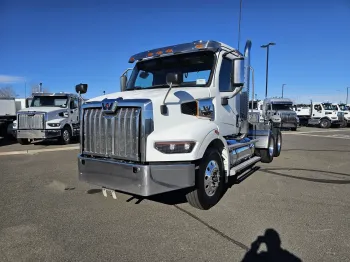 2023 Western Star 4900SA