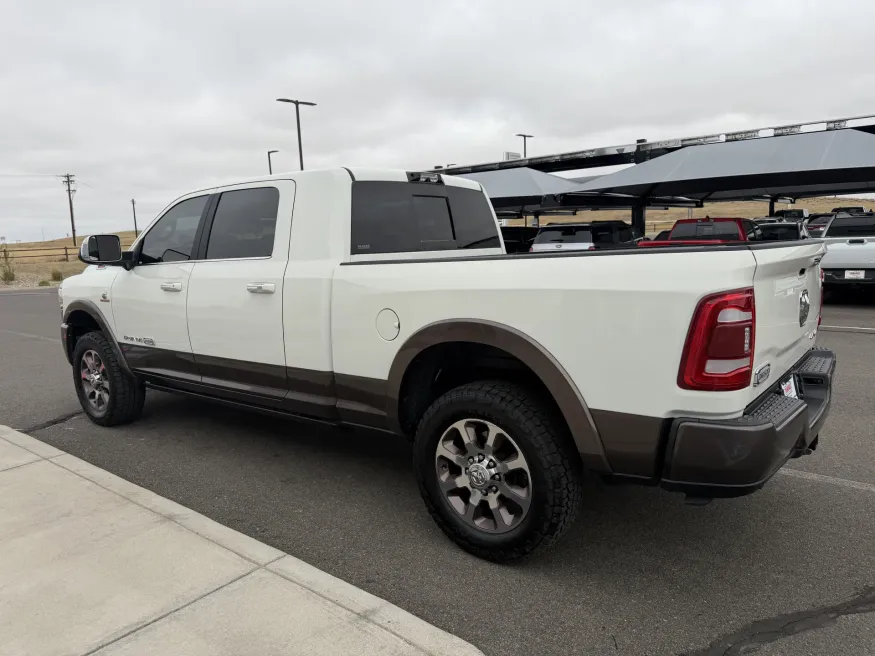 2022 RAM 3500 Longhorn | Photo 5 of 23