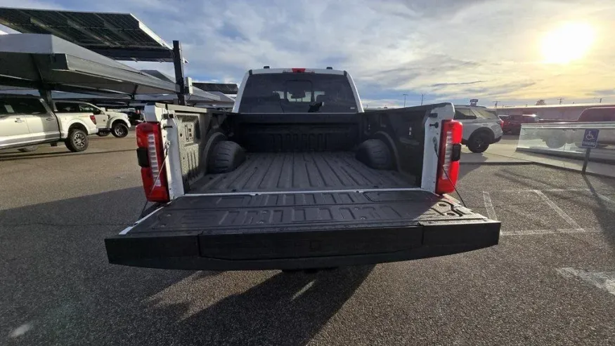 2026 Ford Super Duty F-250 | Photo 8 of 29